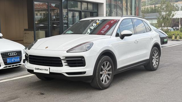 Porsche Cayenne 2018 года выпуска
