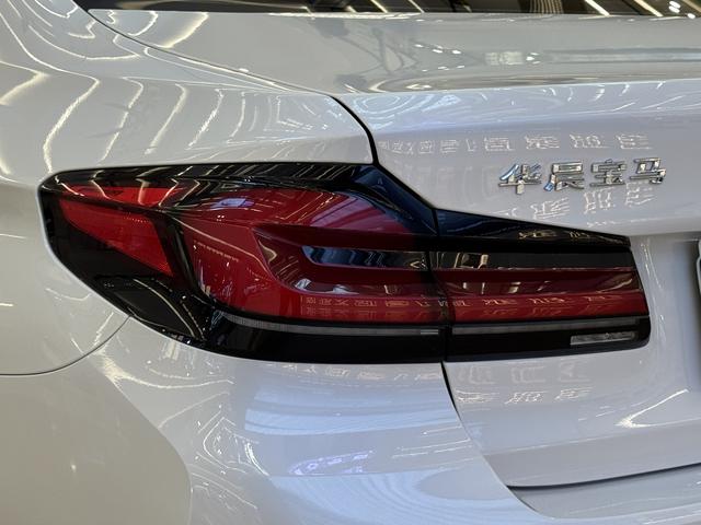 BMW 5 series 2021 Белый из Китая, фото 4