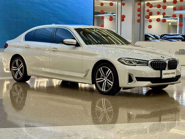 BMW 5-Series 2021 530 Li Leading — фото 3