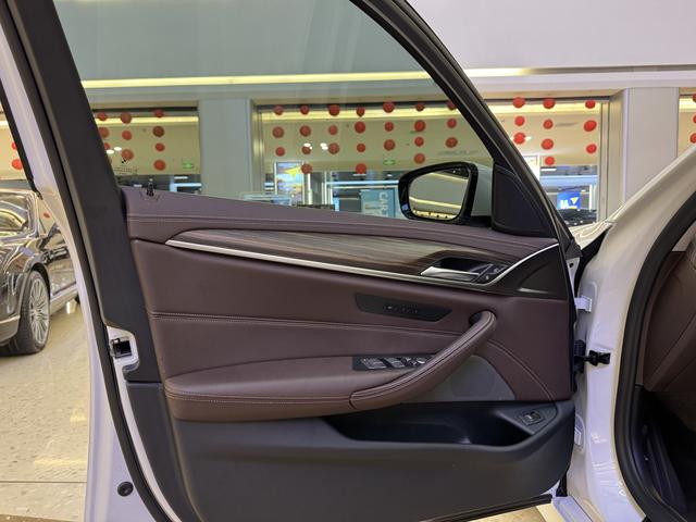 BMW 5 series id 3823210 из Китая 29