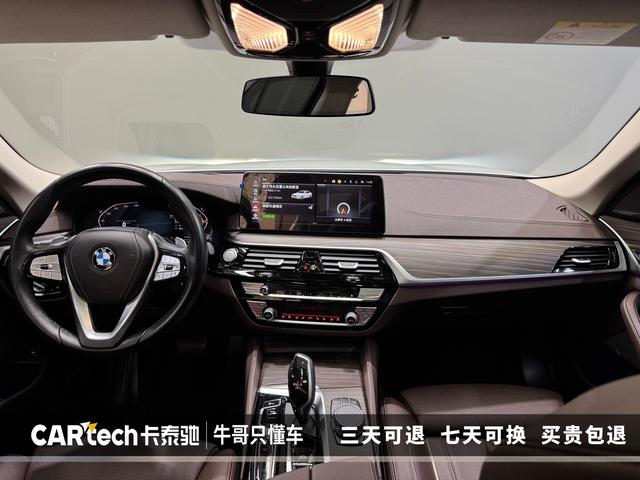 BMW 5-Series 2023 530 Li — фото 17