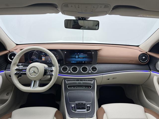 Mercedes Benz E-Class 2019 — фото 24