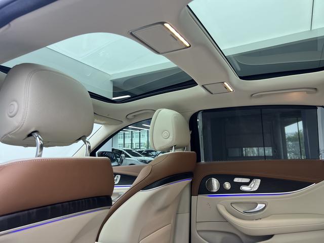 Mercedes Benz E-Class 2019 — фото 31