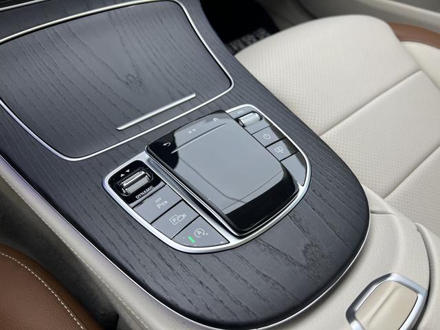 Mercedes Benz E-Class 2019 — фото 14