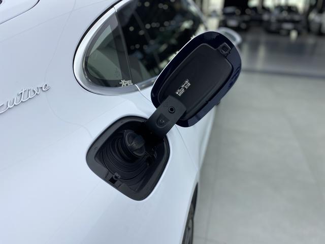 Porsche Panamera 2019 Panamera 4 2.9 T — фото 12