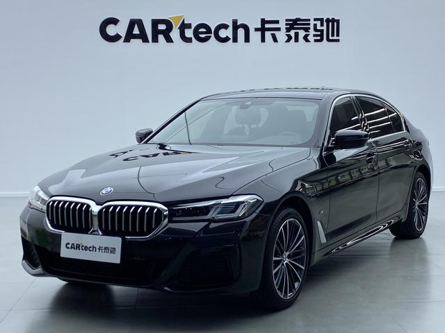 BMW 5 Series 2022 — фото 1