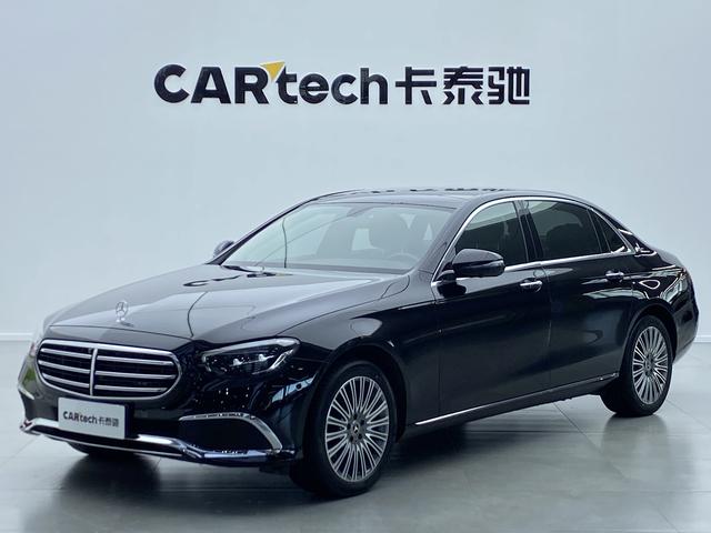 Mercedes Benz E-Class 2022 — фото 1