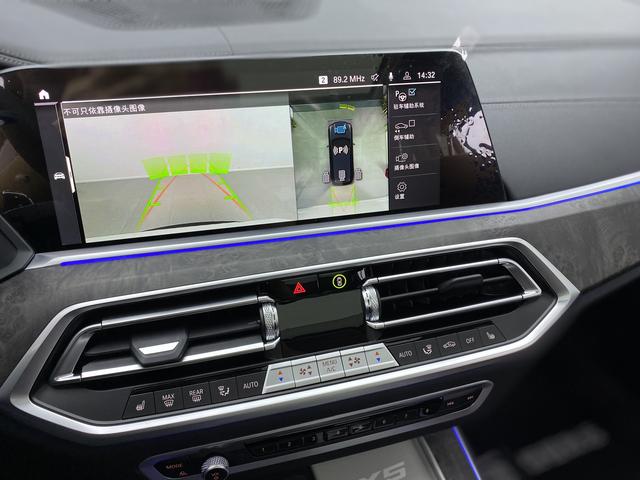 BMW X5 2022 — фото 11