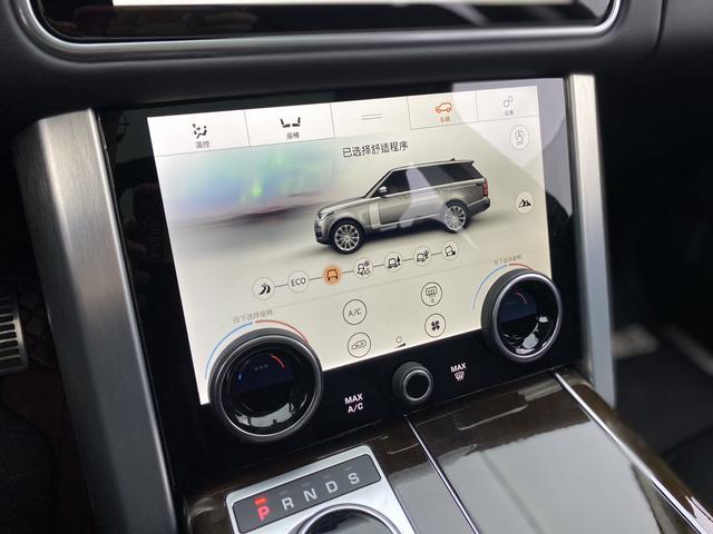 Land Rover Range Rover 2022 3.0 L 6 400 PS — фото 11
