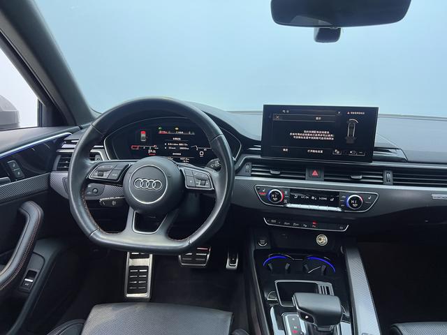 Audi A4L id 3804093 из Китая 16