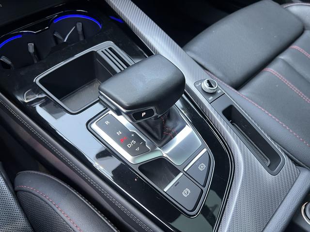 Audi A4L id 3804093 из Китая 25