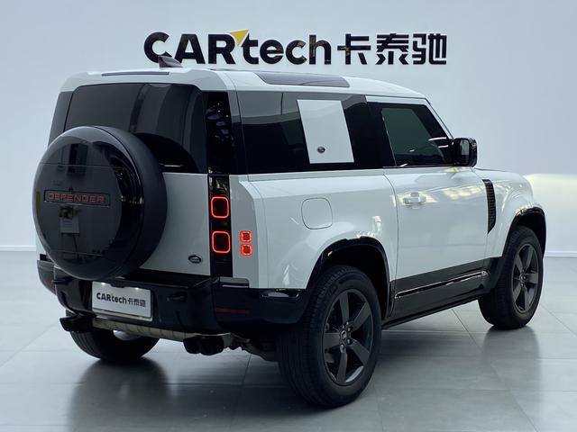 Land Rover Defender 2022 90 P 300 X-DYNAMIC HSE — фото 4