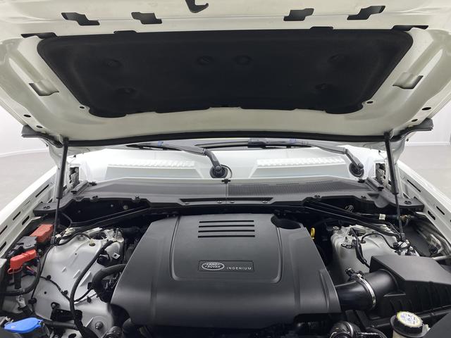 Land Rover Defender 2022 90 P 300 X-DYNAMIC HSE — фото 5