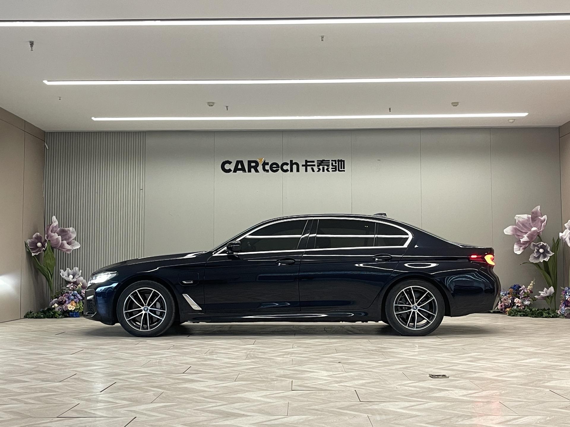 BMW 5 серииPHEV 5 PHEV 2021 535Le M Sport