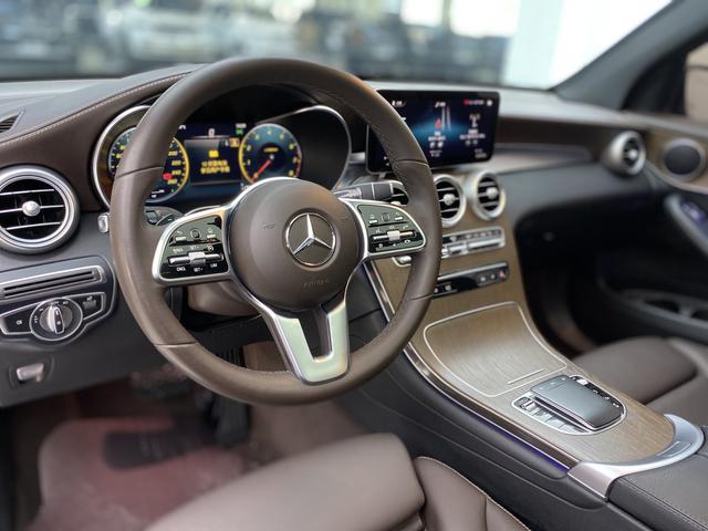 Mercedes Benz GLC 2022 — фото 23