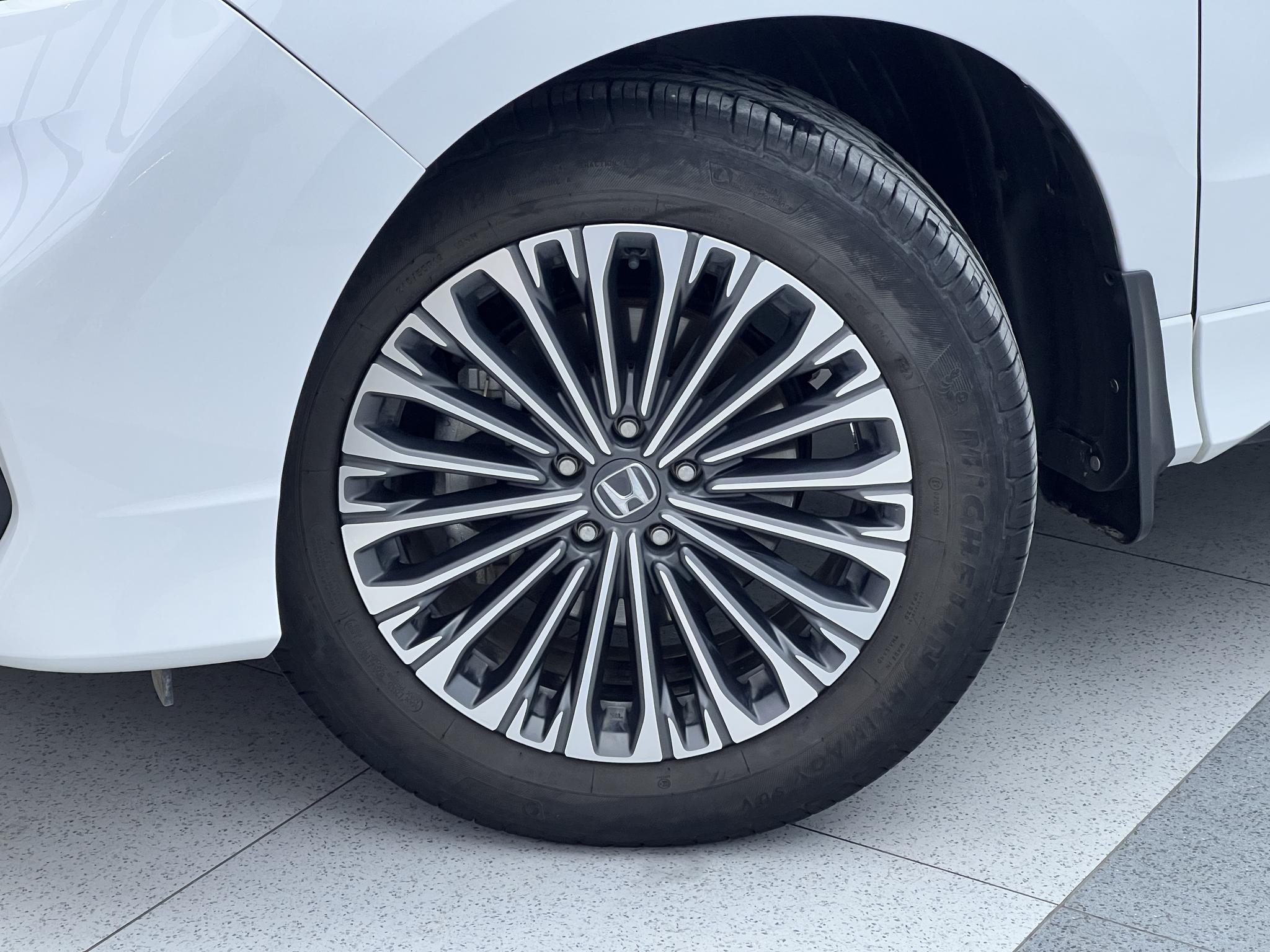 Honda Avancier 2023 370 TURBO 9AT Premium AWD