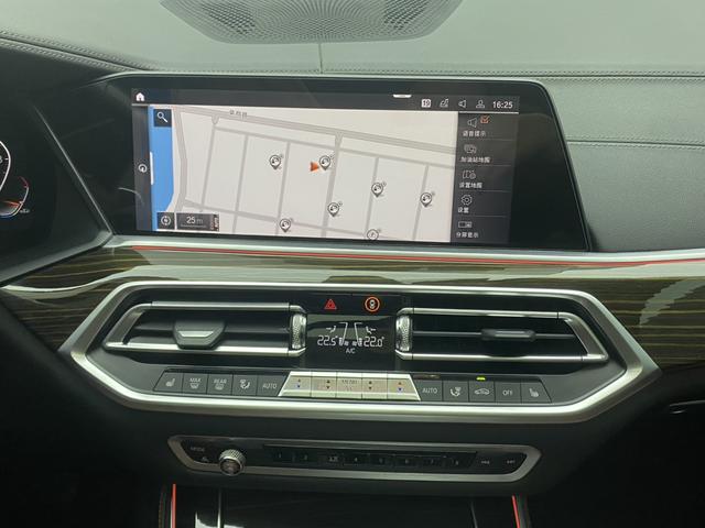 BMW X5 2019 x Drive 40i M — фото 19