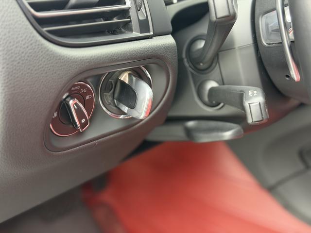 Porsche Macan id 3816872 из Китая 16