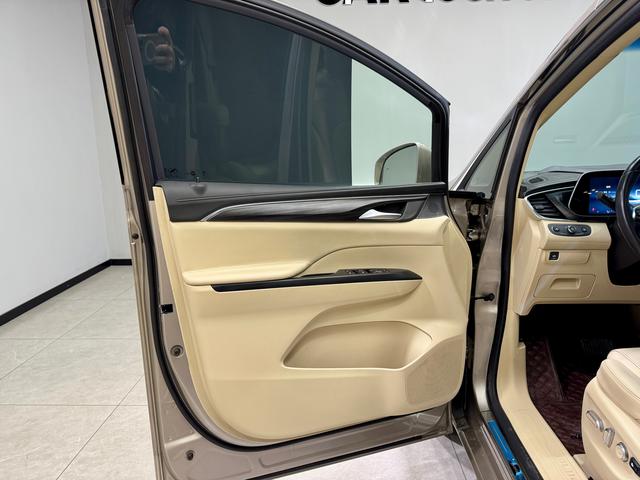 Buick GL8 id 3810255 из Китая 22