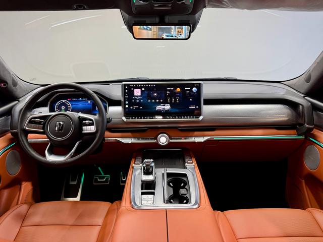 Tank 700 Hi4-T 2024 Черный из Китая, фото 5