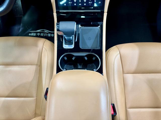 Ideal car Ideal ONE id 3837409 из Китая 14