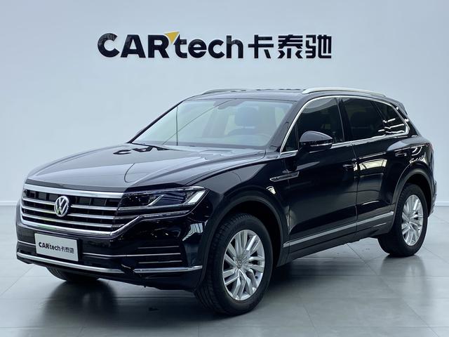Volkswagen Touareg 2020 Черный из Китая, фото 2