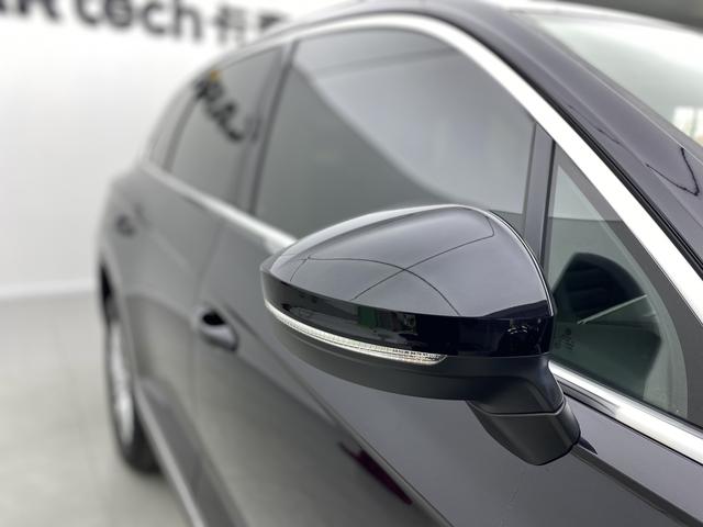 Volkswagen Touareg 2020 Черный из Китая, фото 3