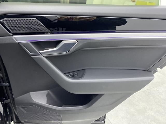 Volkswagen Touareg 2020 Черный из Китая, фото 5