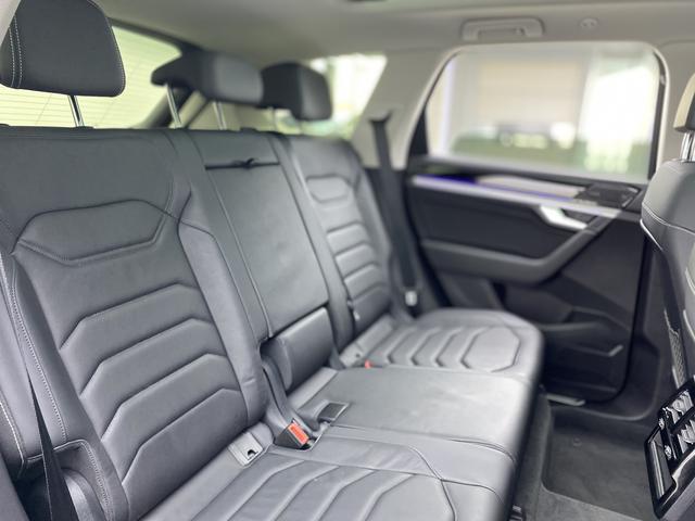 Volkswagen Touareg 2020 Черный из Китая, фото 6