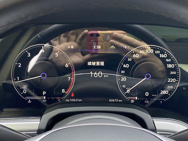 Volkswagen Touareg id 3810646 из Китая 21