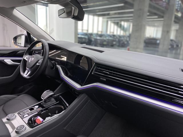 Volkswagen Touareg id 3810646 из Китая 33