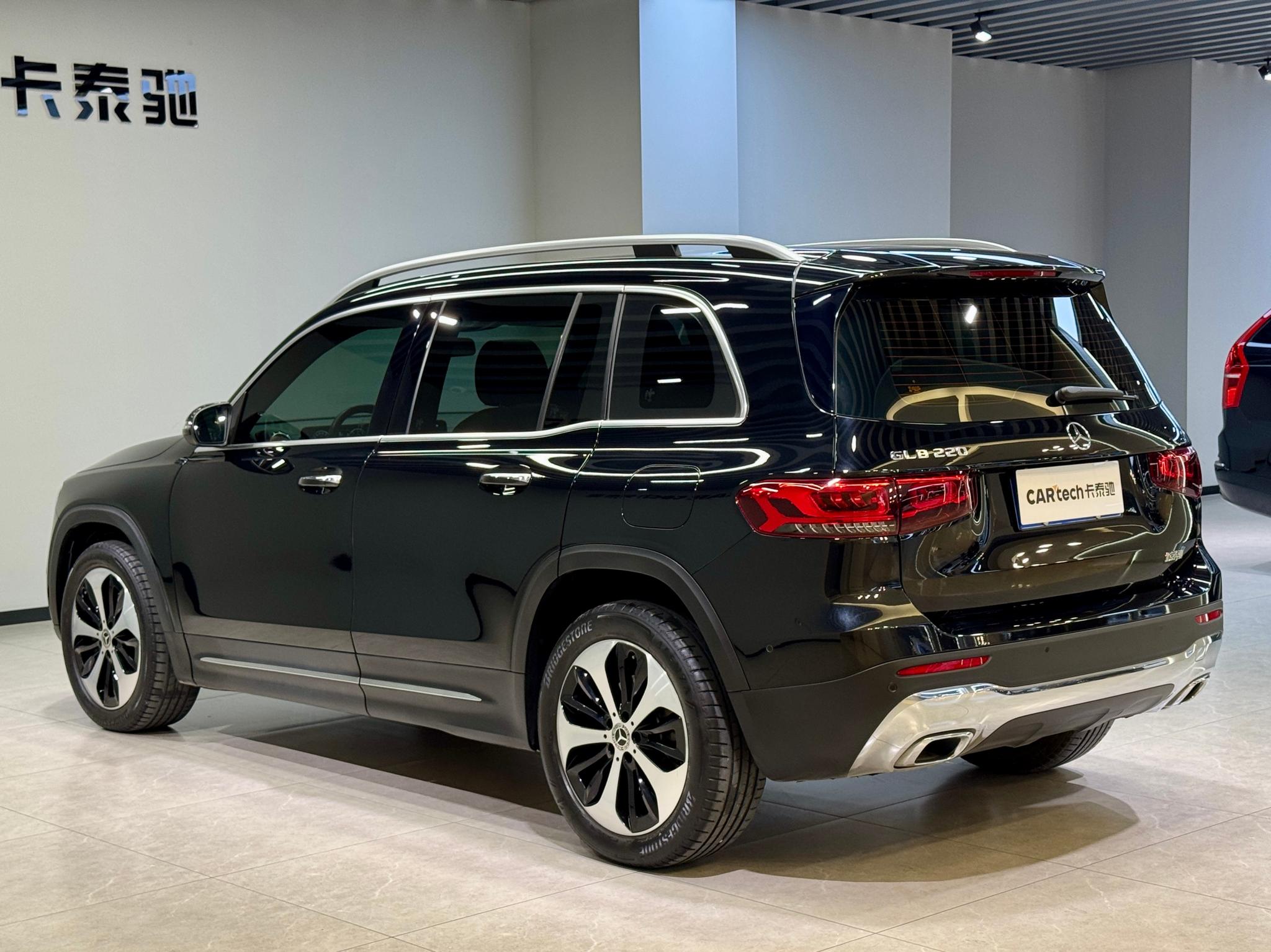 Mercedes-Benz GLB 2023 GLB 220 Fashion