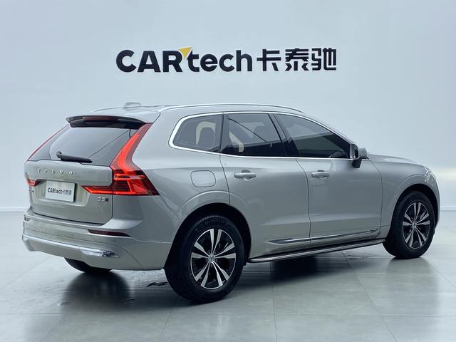 VOLVO XC60 2023 — фото 4