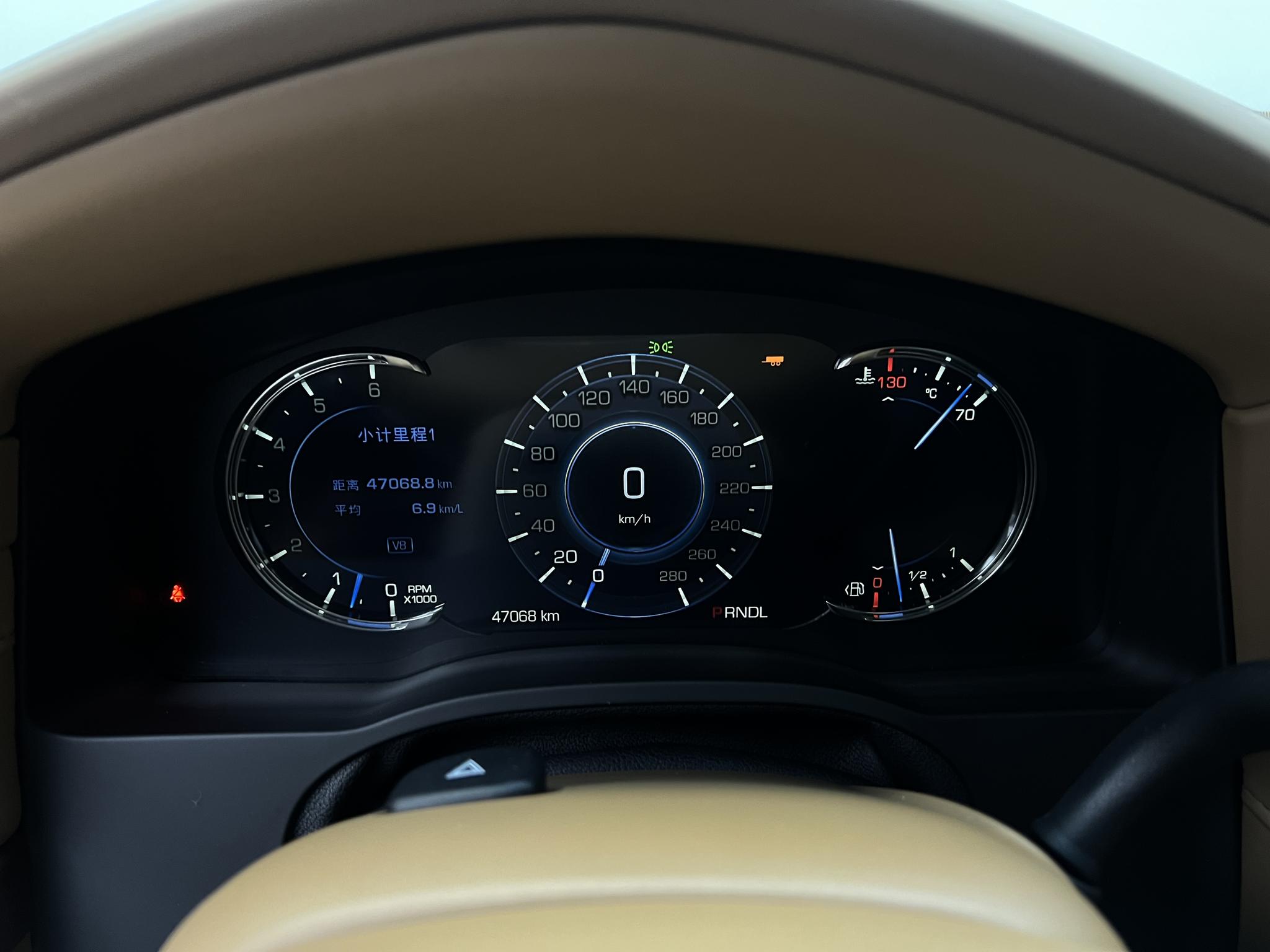 Cadillac Escalade 2017 6.2L AT 4 мест