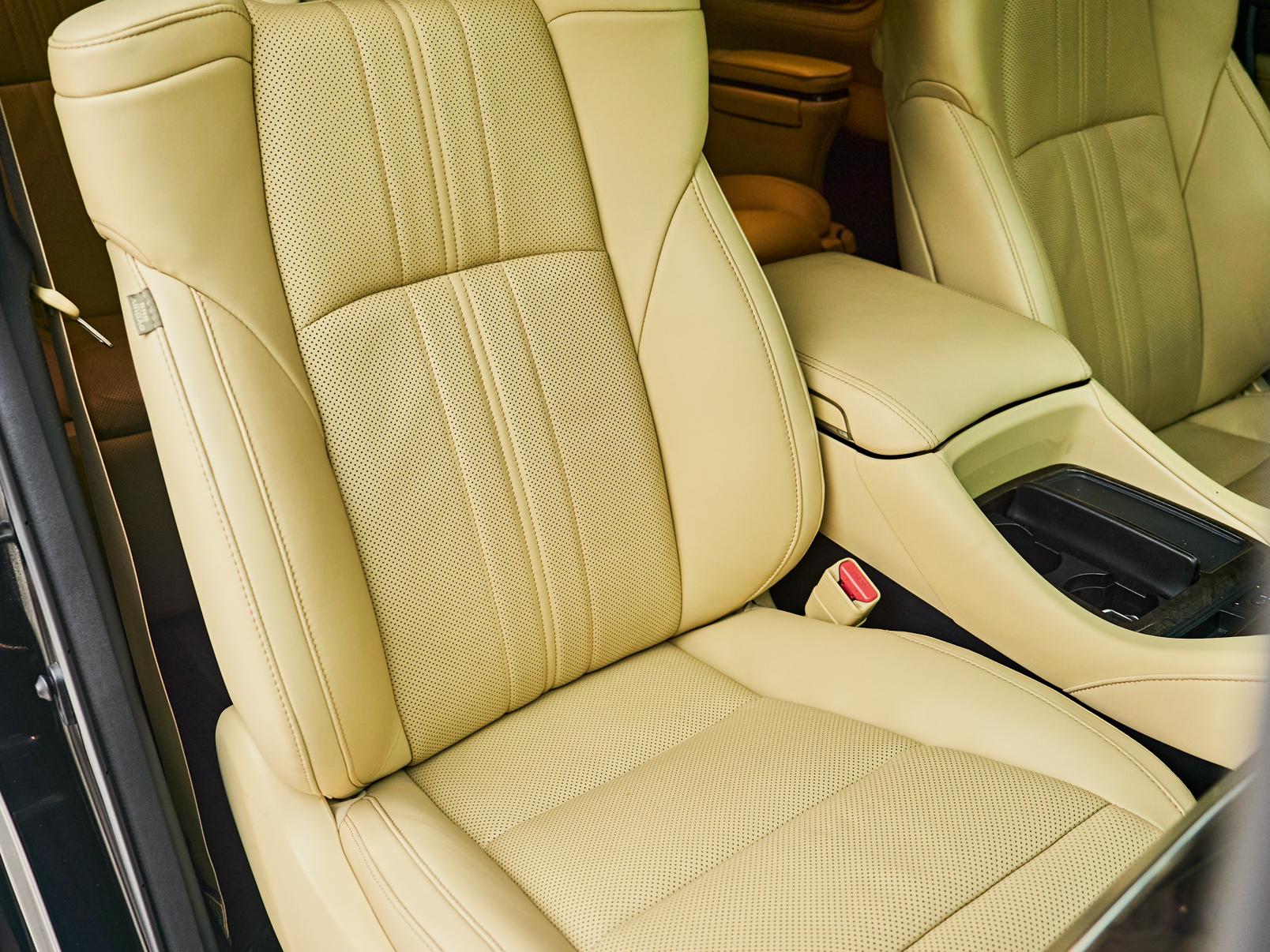 Toyota Vellfire 2021 2.5L HV Luxury