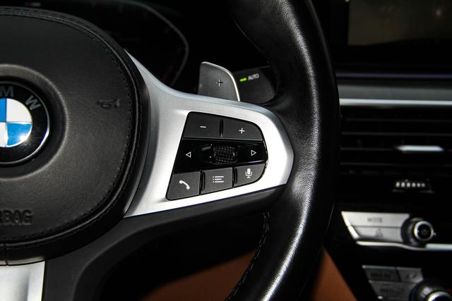 BMW 6-Series GT 2021 630i M — фото 16