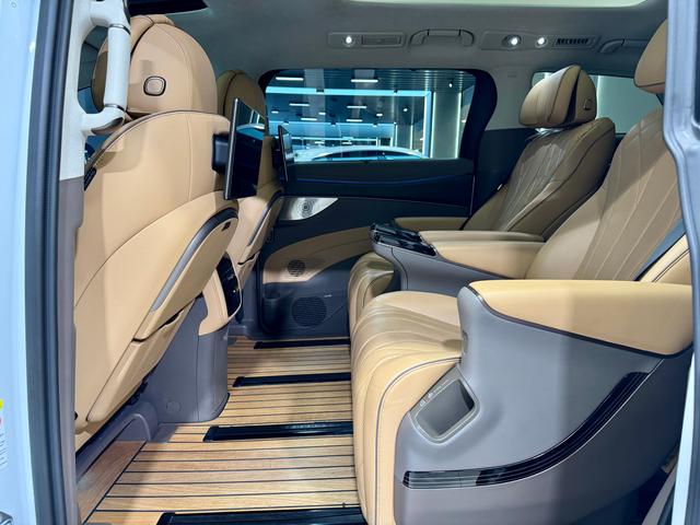 Denza D9 DM 2023 Белый из Китая, фото 2