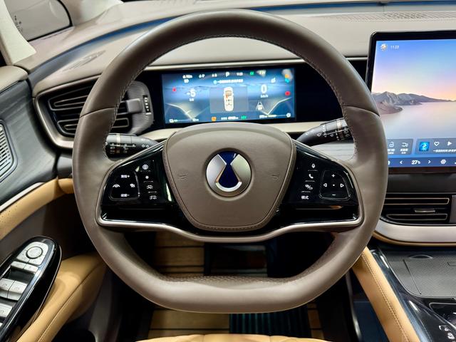 Denza D9 DM id 3775273 из Китая 12