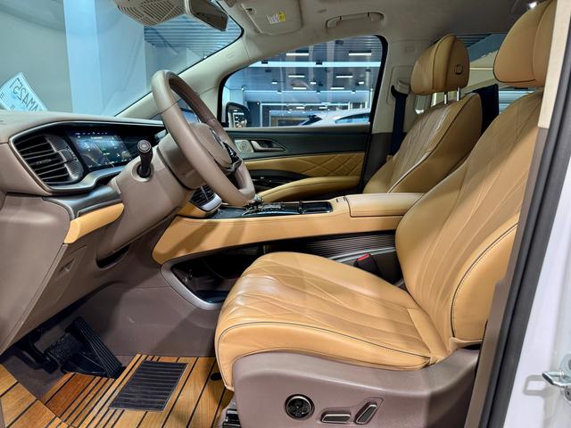 Denza D9 DM id 3775273 из Китая 17