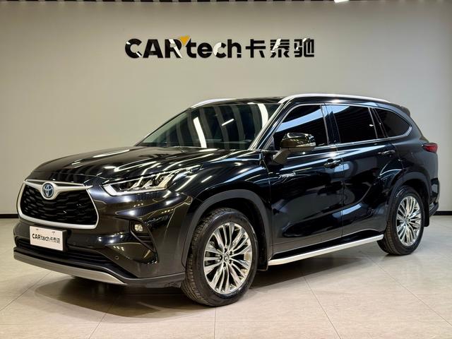 Toyota Highlander 2024 Черный из Китая