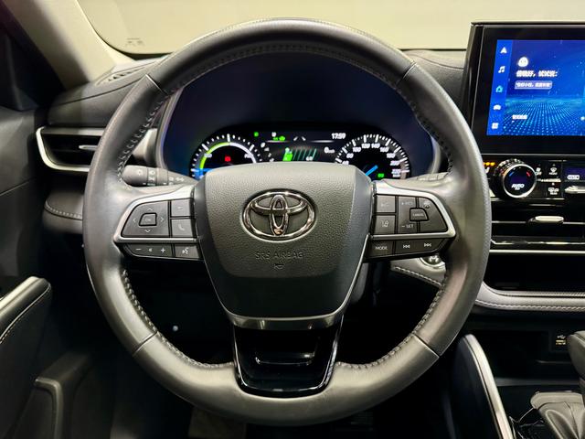 Toyota Highlander id 3837407 из Китая 23