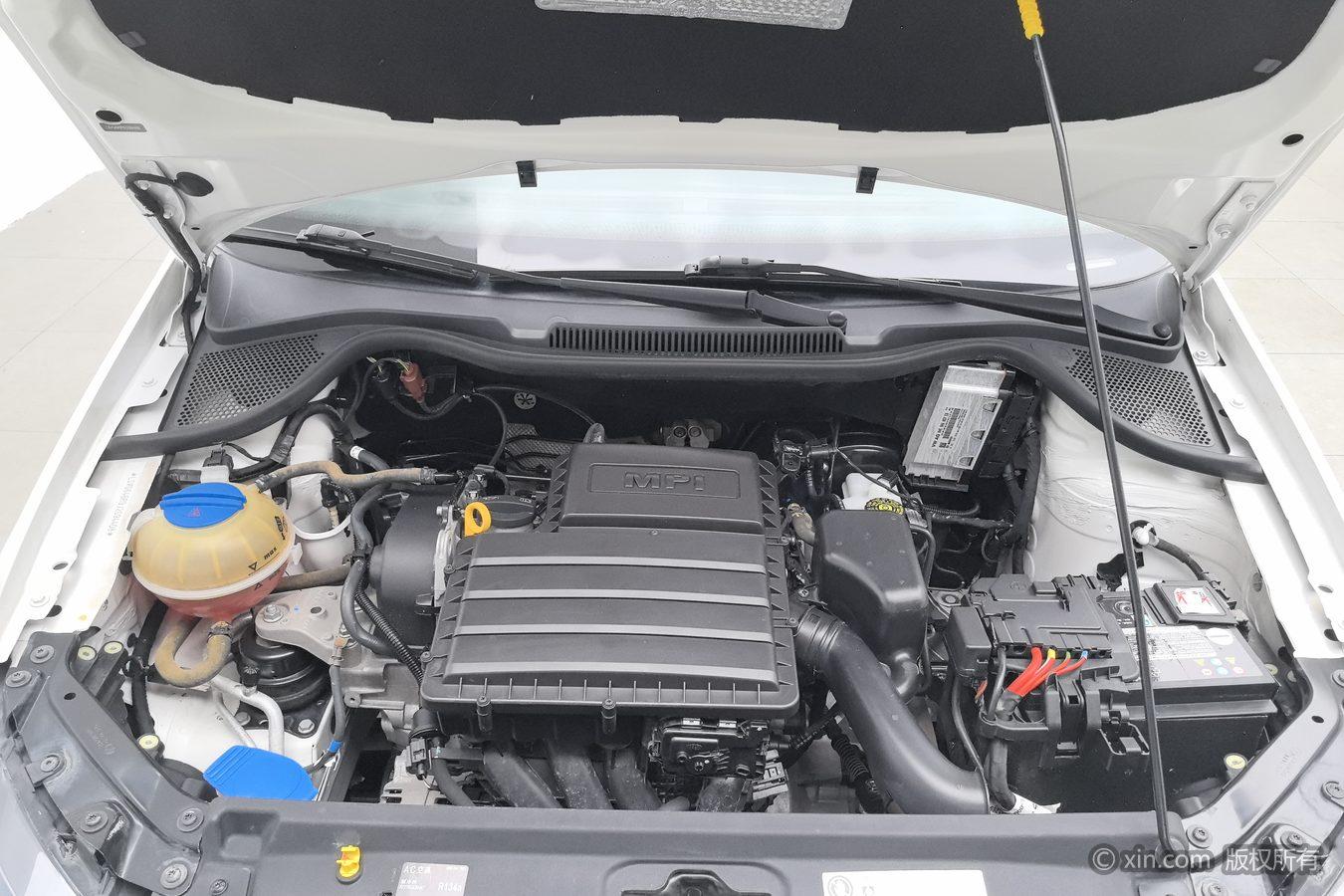 Volkswagen Polo 2018 1.5L MT