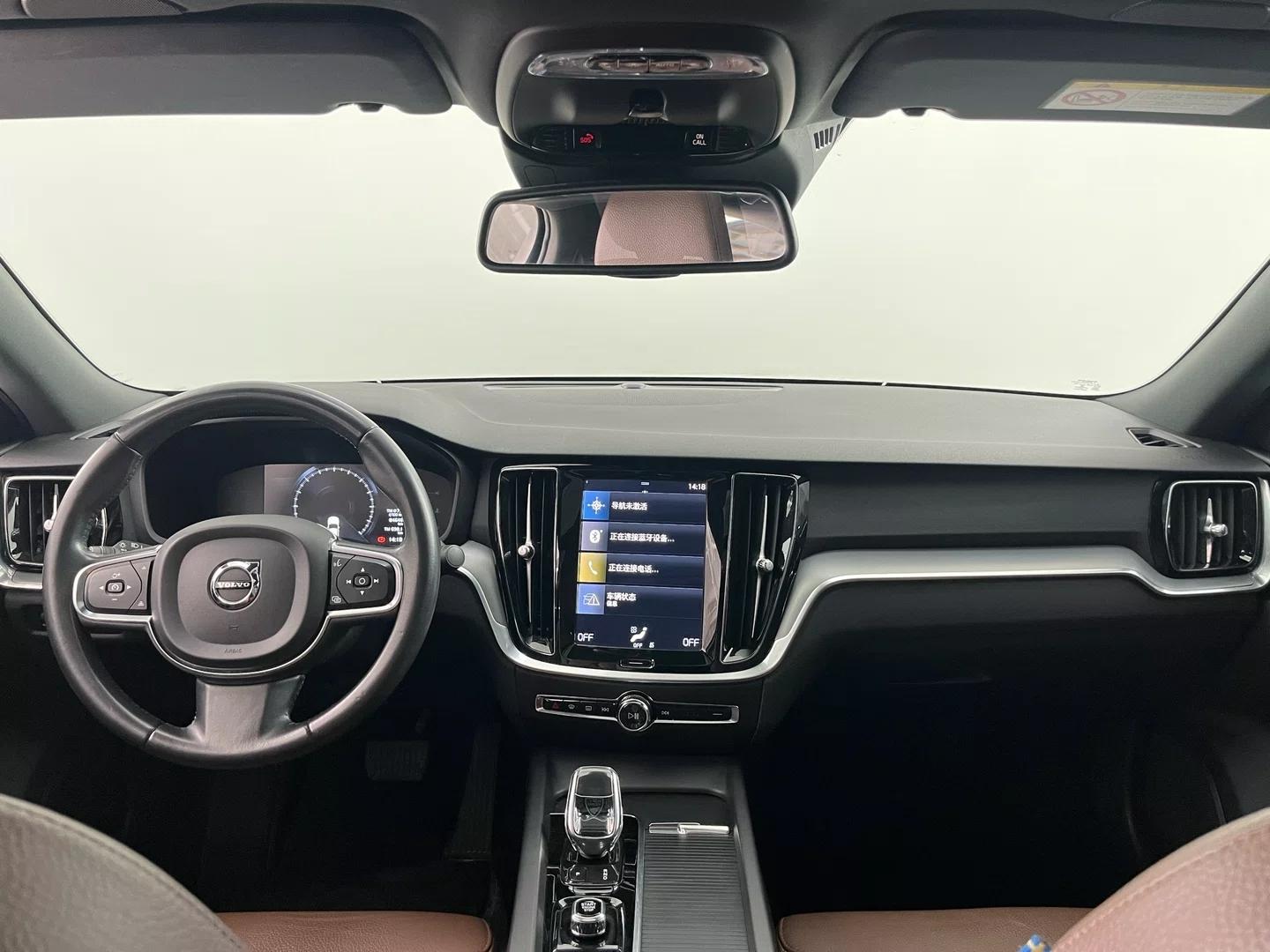 Volvo S60 2022 B4 Luxury