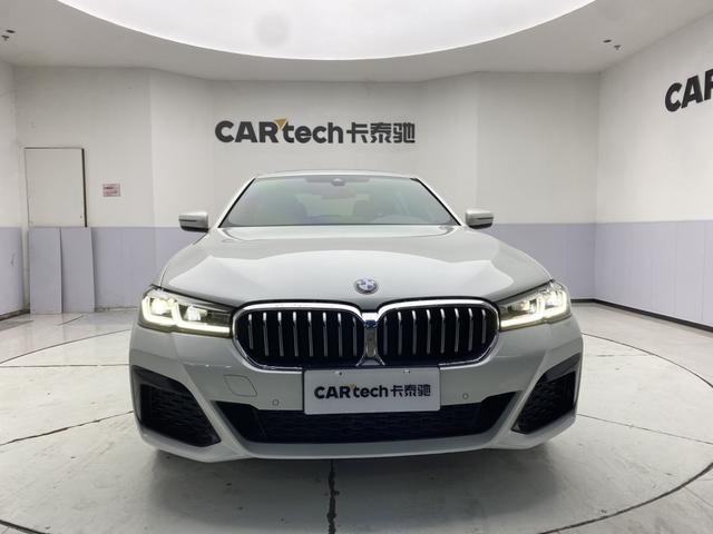 BMW 5-Series 2023 530 Li Leading M — фото 2
