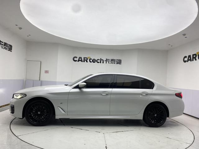 BMW 5-Series 2023 530 Li Leading M — фото 4
