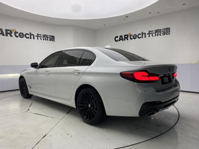 BMW 5-Series 2023 530 Li Leading M — фото 5