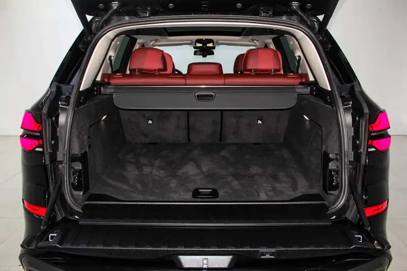 BMW X 5 x Drive 30 Li M Sport Shadow Edition — фото 20
