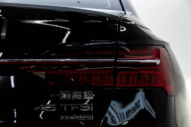 Audi A6L 2024 45 TFSI quattro — фото 10