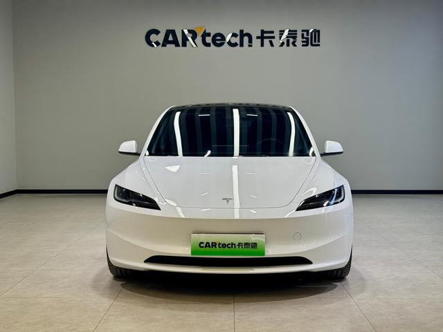 Tesla Model 3 2025 Белый из Китая, фото 2