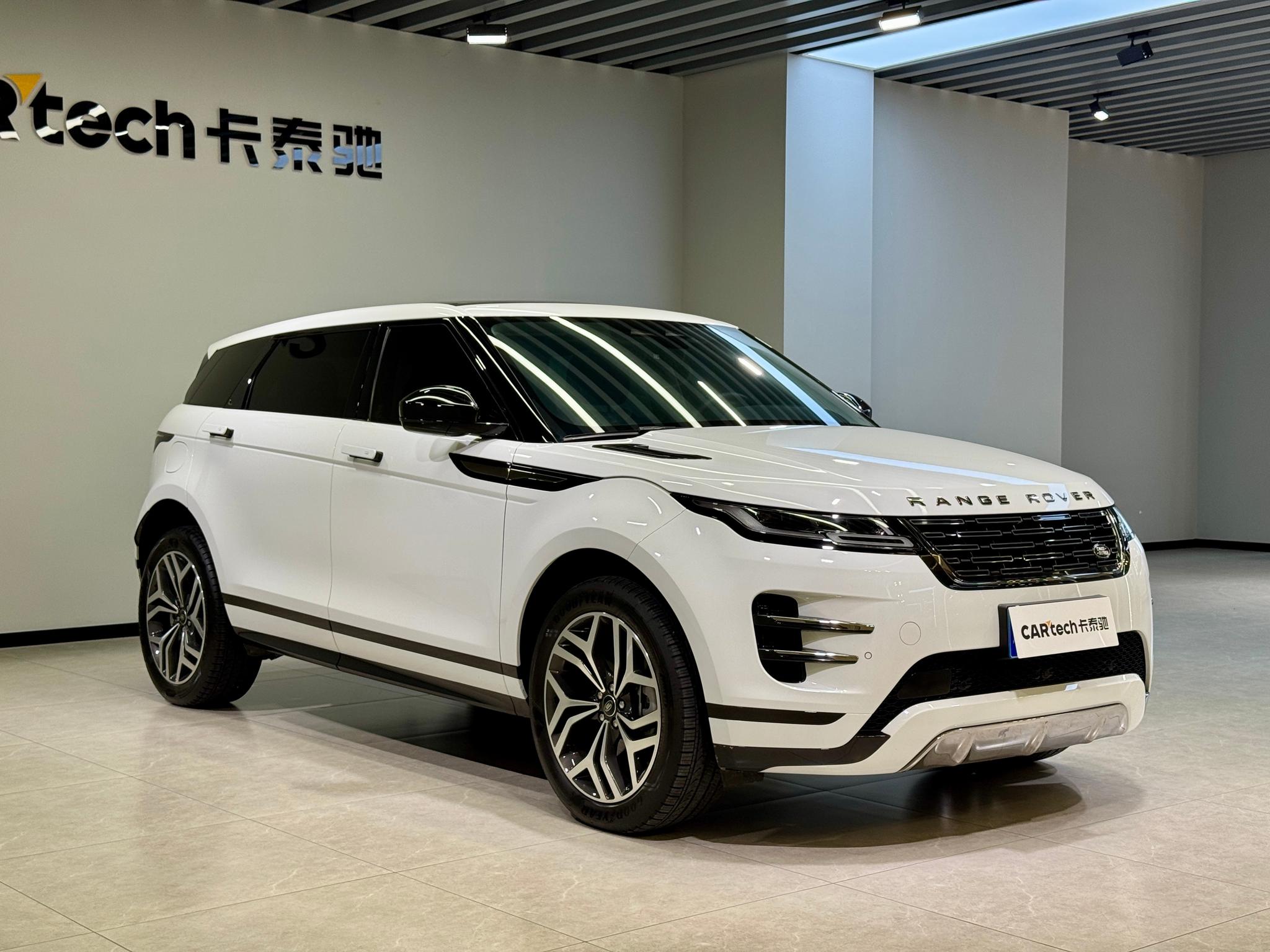Land Rover Range Rover Evoque 2024 L 2.0T SE